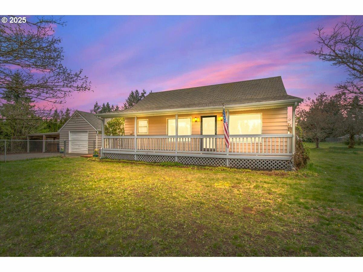 House for Sale, 6911 NE 139th St 98686 - Image 1