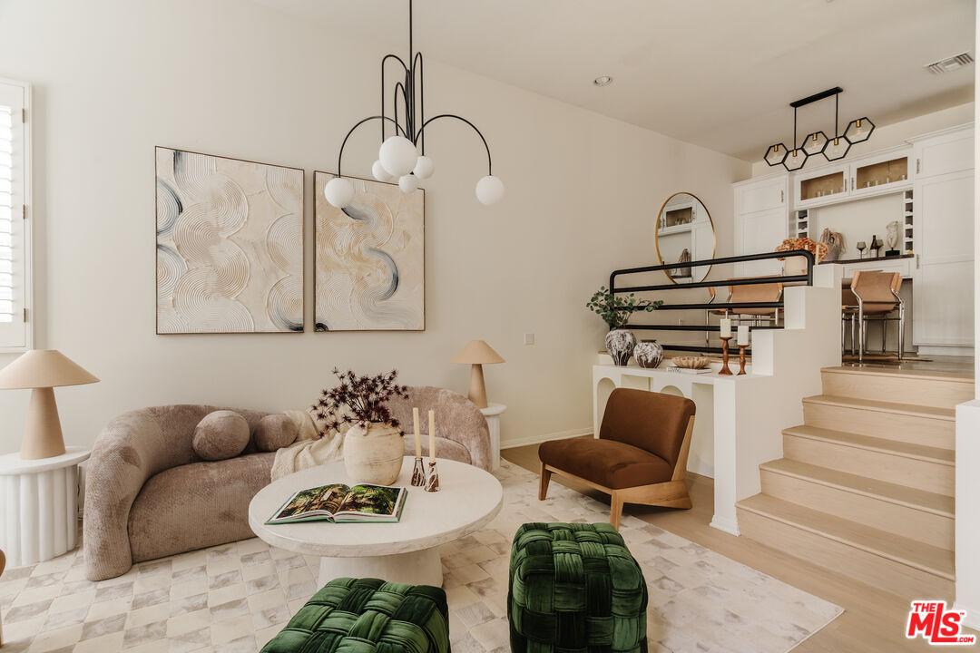 House for Sale, 8730 Wonderland AVE 90046 - Image 1