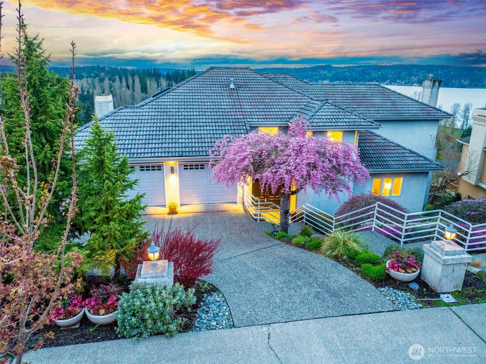 House for Sale, 8734 Paisley Drive NE 98115 - Image 1