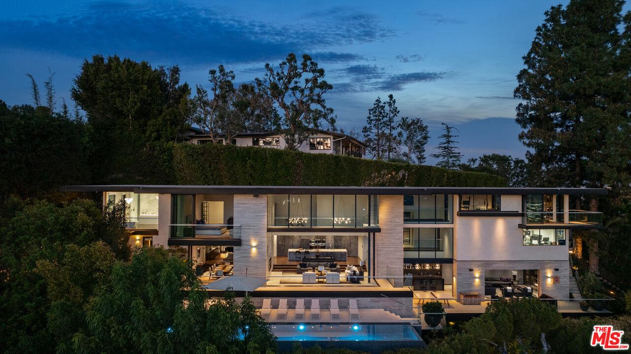 House for Sale, 8927 St Ives DR 90069 - Image 1