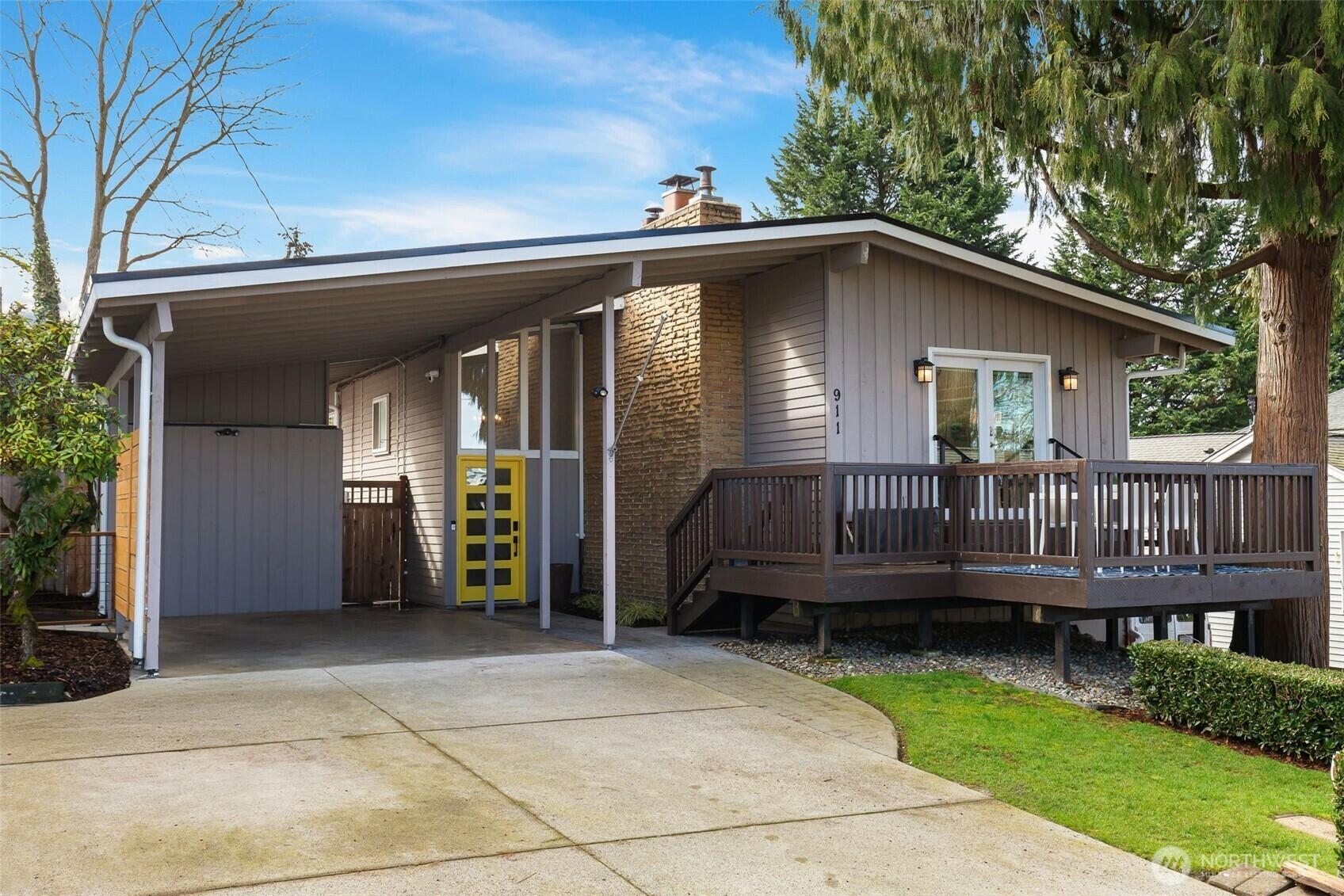 House for Sale, 911 N 30th Street 98056 - Image 1