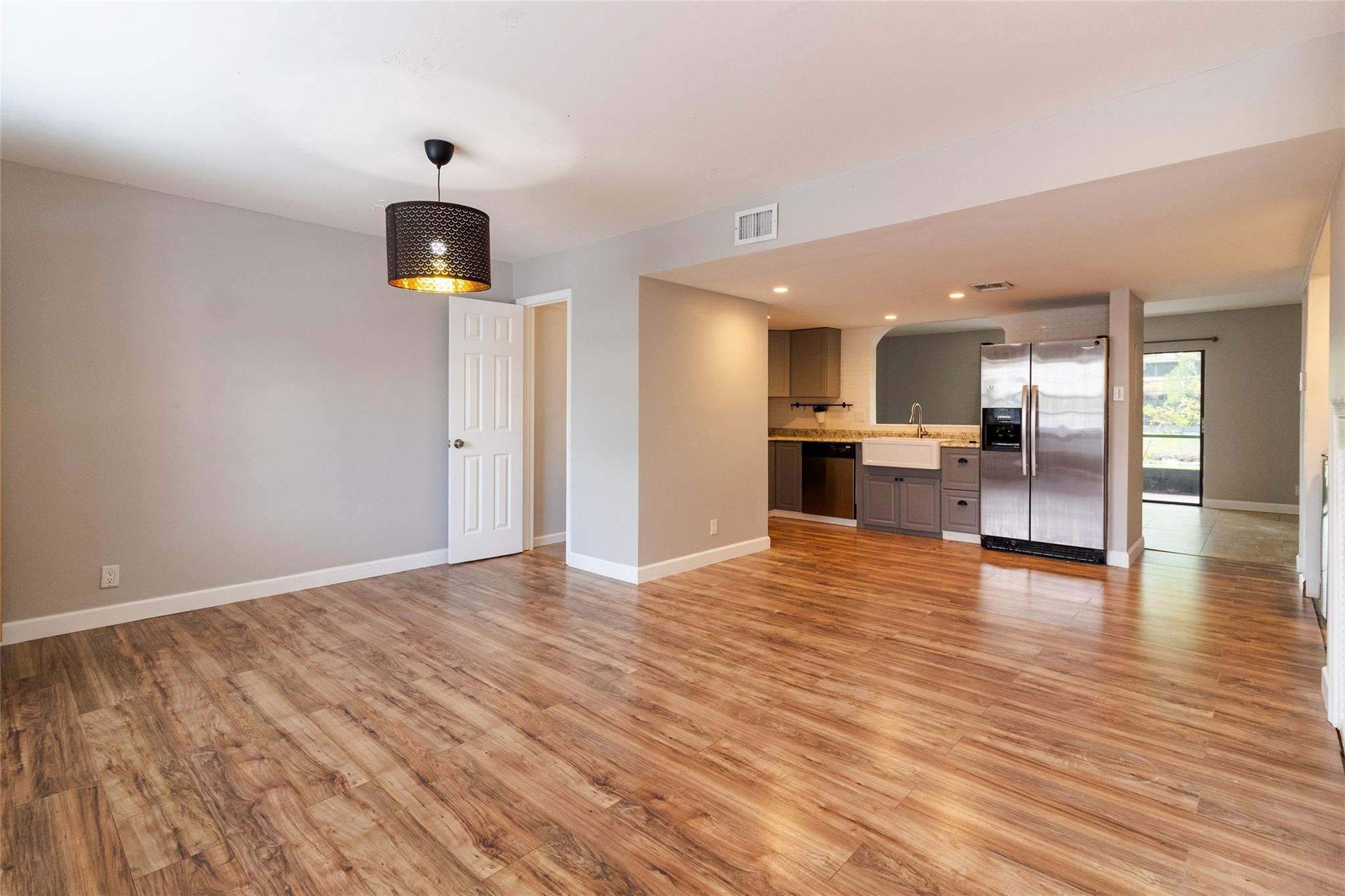 House for Sale, 9417 NW 42nd St 33351 - Image 1